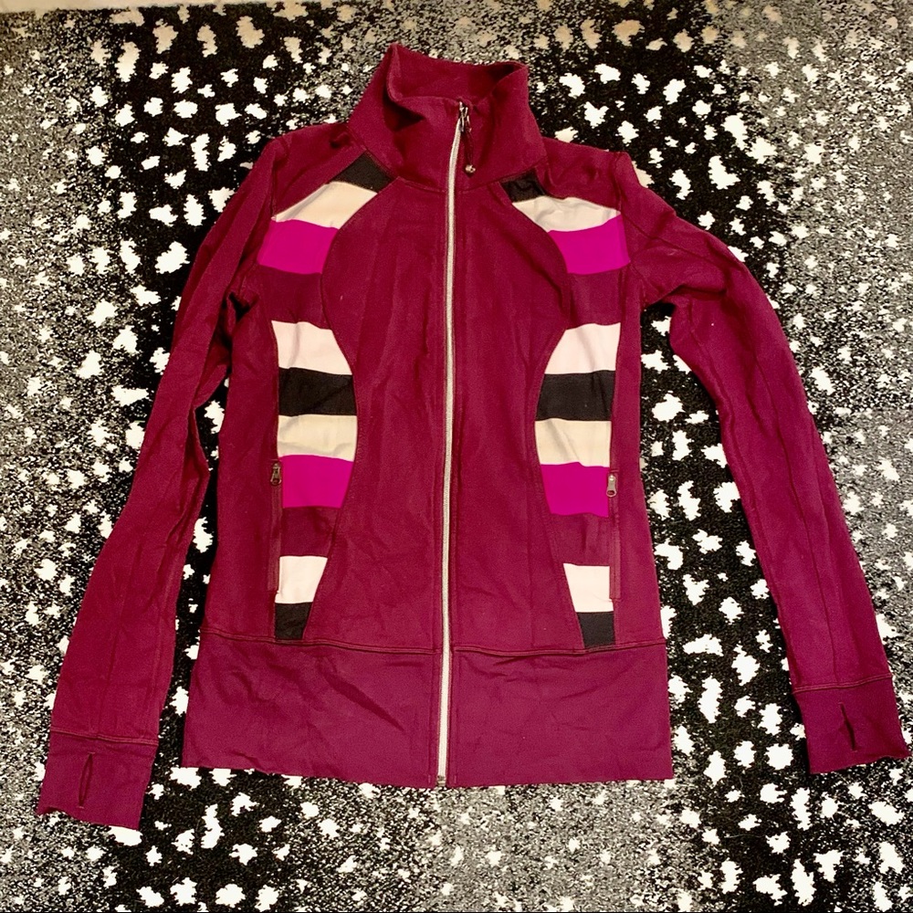 EUC Lululemon Burgundy Fitted Scuba Jacket 10